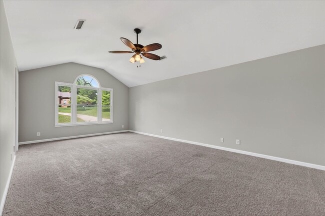 Building Photo - 3 Bedroom 2 1/2 Bath Pet Friendly Home For Rent In Rudolphtown Subdivision!
