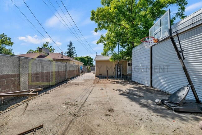 Building Photo - For Rent: Updated 3 Bedroom Home – $2,200/mo