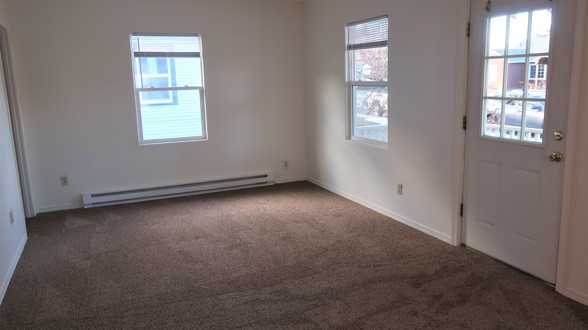 Building Photo - 1019 W Park St