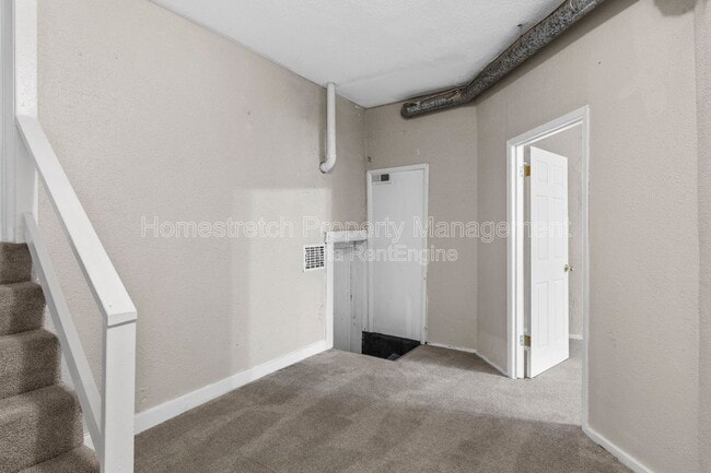 Building Photo - 7135 Woodrow Ave