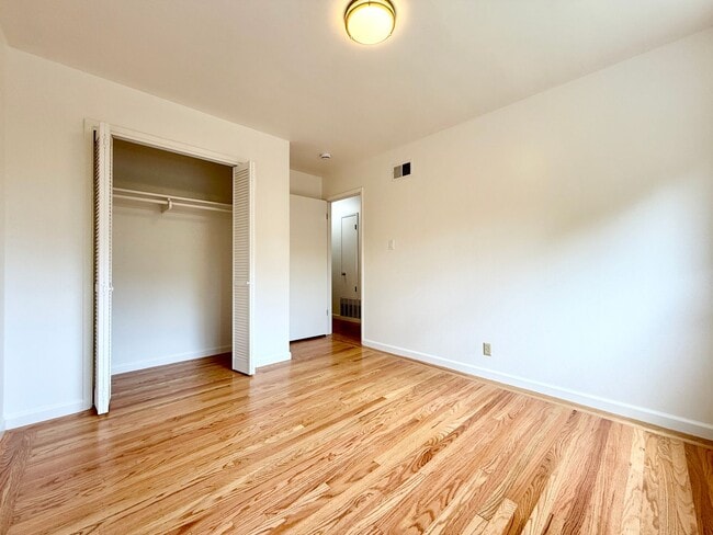 Building Photo - Newly Remodeled San Bruno Home - Easy SF/Silicon Valley Commute