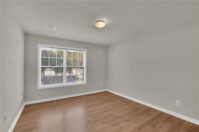 Building Photo - 1865 Ellison Lakes Ct