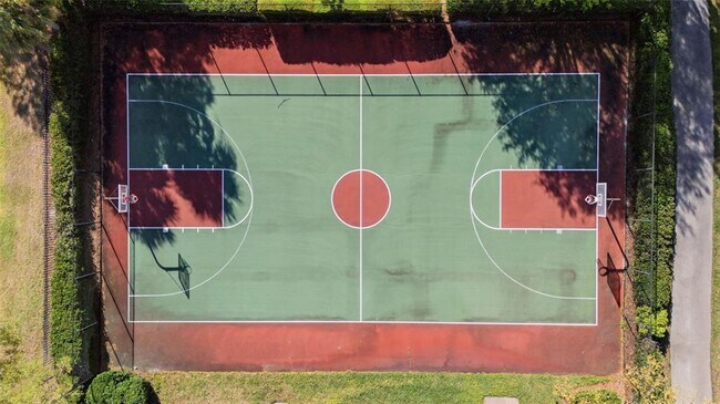 Building Photo - 10815 Ichetucknee Wy