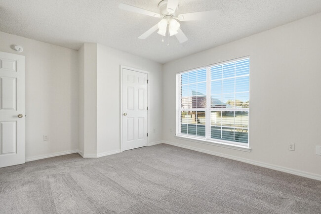 Building Photo - 4227 Shadow Ln