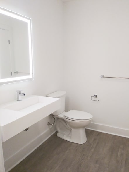 Building Photo - 425 N Prince St