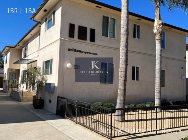 Building Photo - 1117 Cochran Ave