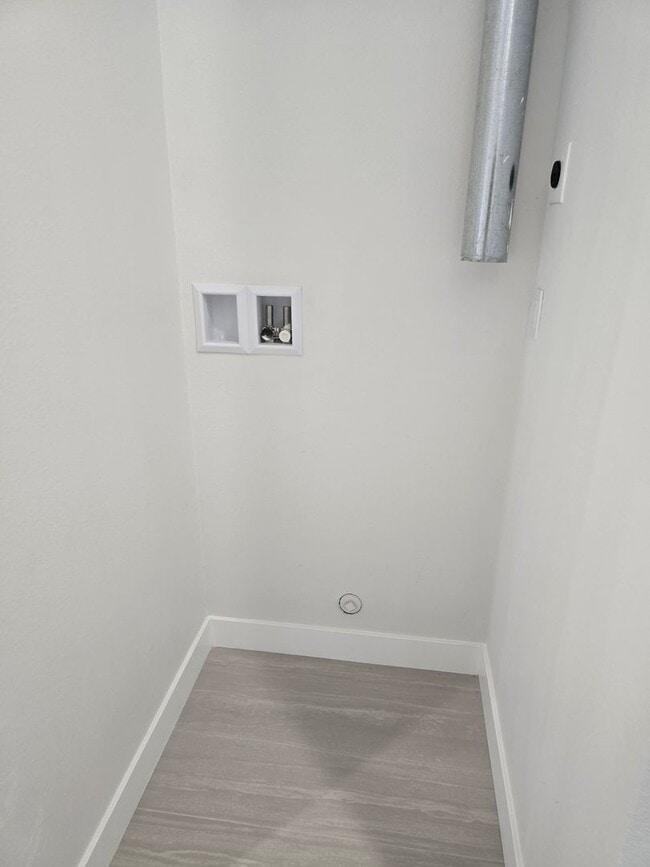 Building Photo - Beautiful cozy home in Garden Grove