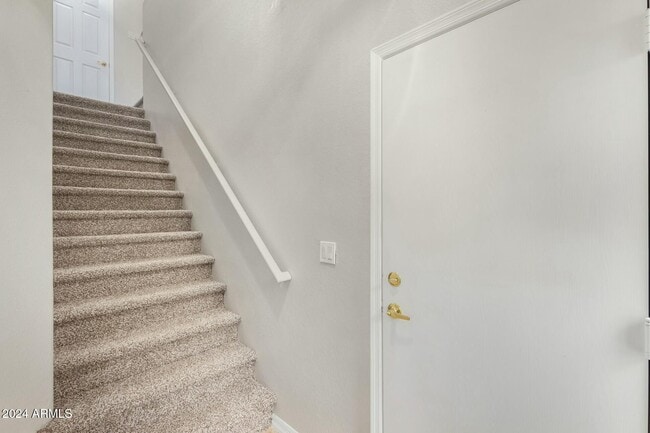 Building Photo - 2801 N Litchfield Rd