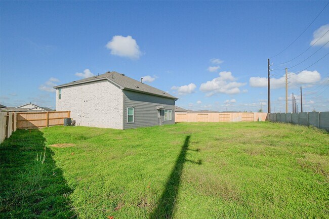 Building Photo - 6514 Linden Leaf Dr