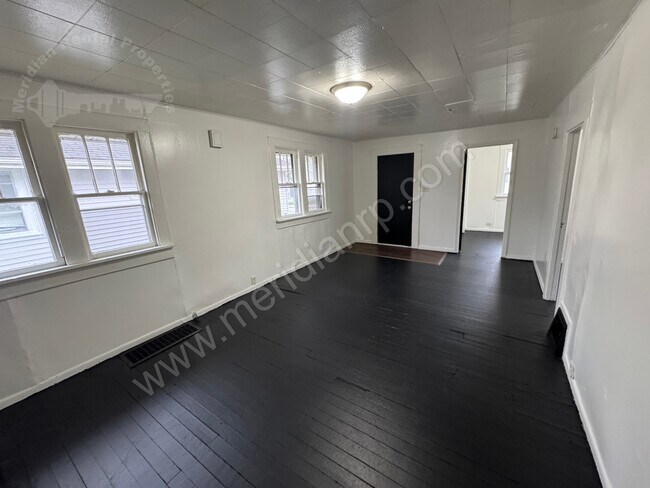 Building Photo - 1030 Franklin Ave