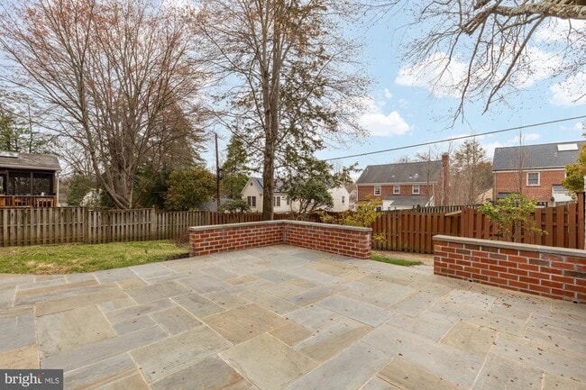 Building Photo - 2736 Stephenson Ln NW