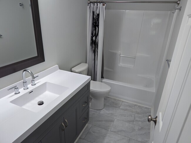 Building Photo - 34521 Springvale Cir
