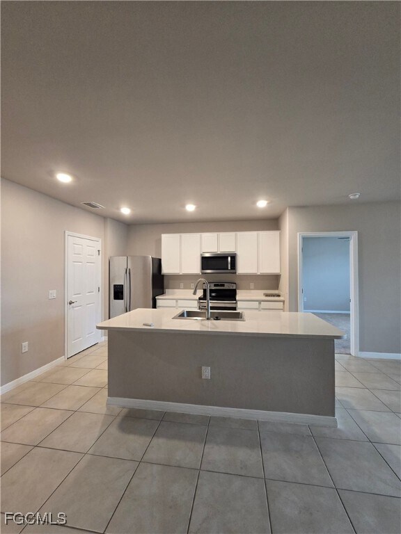 Building Photo - 3187 Estancia Ln
