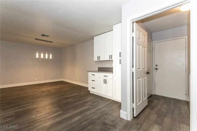 Building Photo - 3673 Ian Thomas St