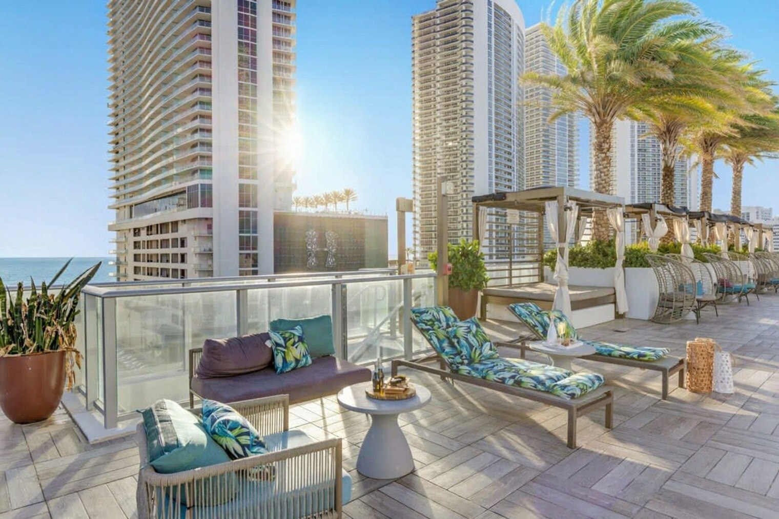 Building Photo - 4010 S Ocean Dr