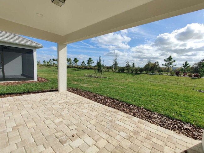 Building Photo - 8173 Sternway Rd