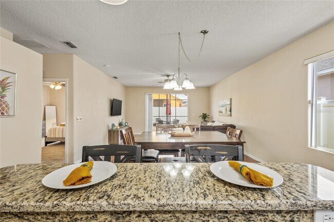 Building Photo - 422 Graystone Blvd