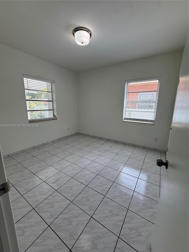 Building Photo - 7231 NW 2nd Terrace