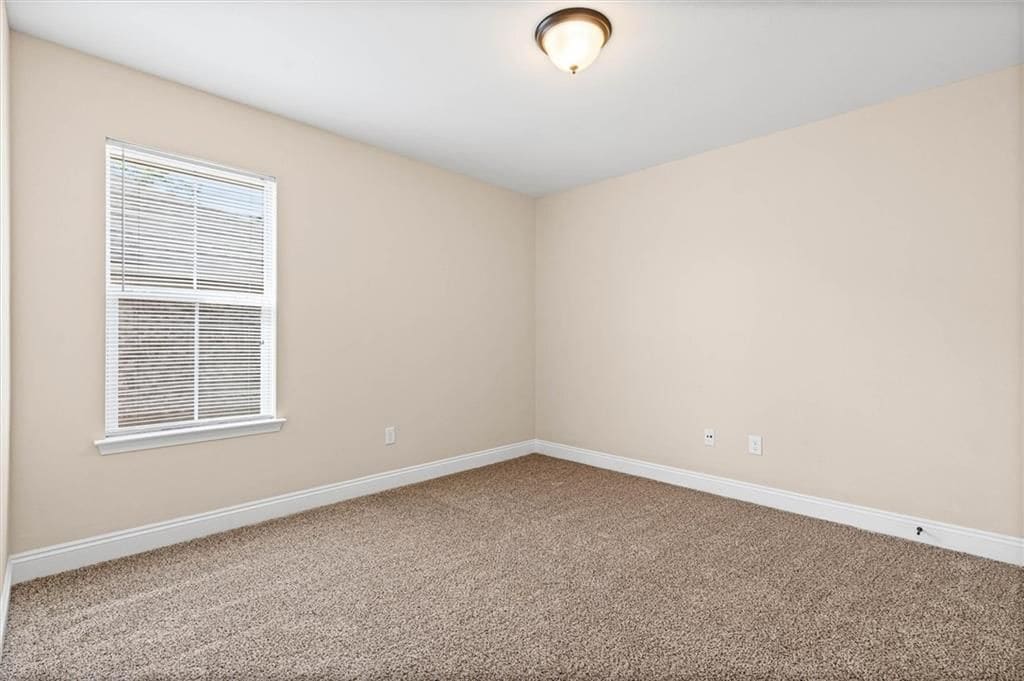 Building Photo - 926 Tudor Ln