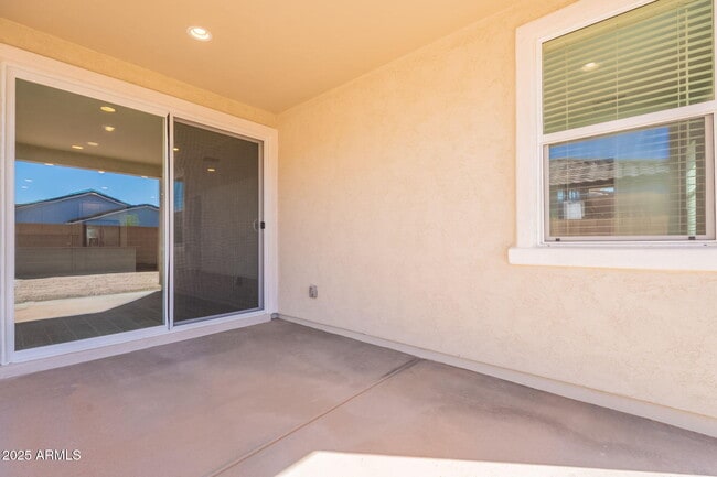 Building Photo - 8147 E Paloma Ave