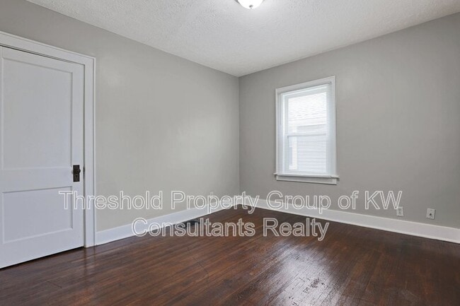 Building Photo - 1126-1128 S Ohio Ave