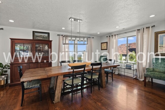 Building Photo - 772 E 2075 S