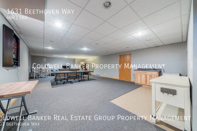 Building Photo - 1631 Beethoven Way