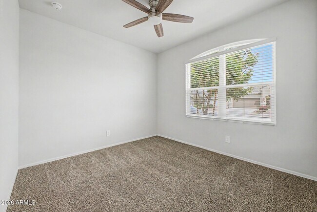 Building Photo - 18363 W Whispering Wind Dr