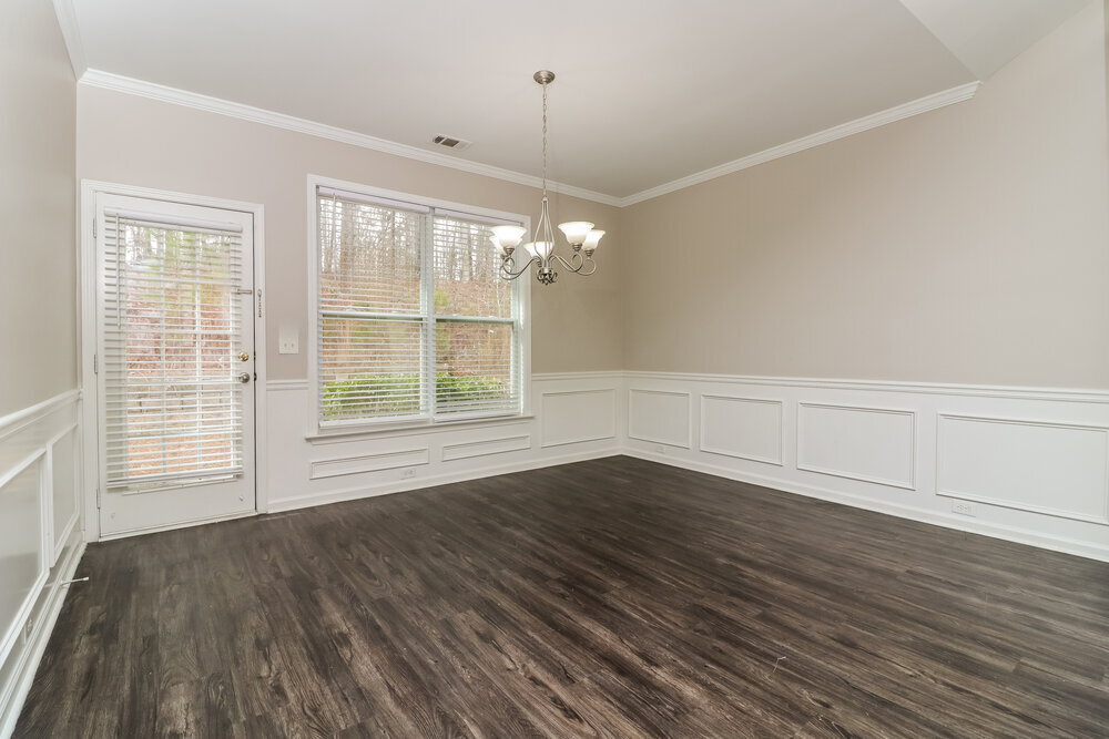 Building Photo - 2839 Stonewall Ln SW