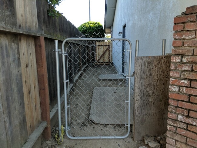 Building Photo - 1533 Jackellen Ln