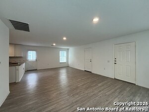 Building Photo - 5630 Raven Pl