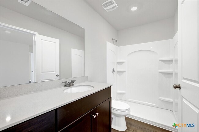 Building Photo - 231 Gabbro Gdns