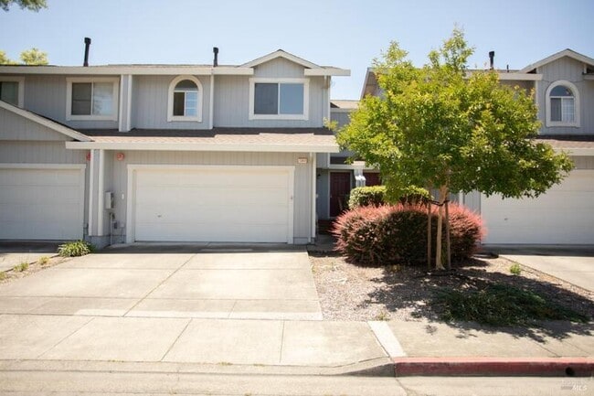 Building Photo - 1549 Monarch Pl
