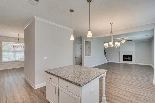 Building Photo - 2551 Traverse Trl