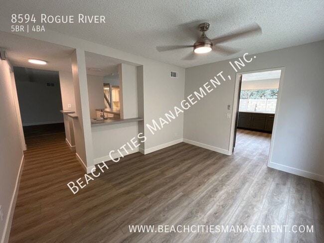 Building Photo - 8594 Rogue River Ave
