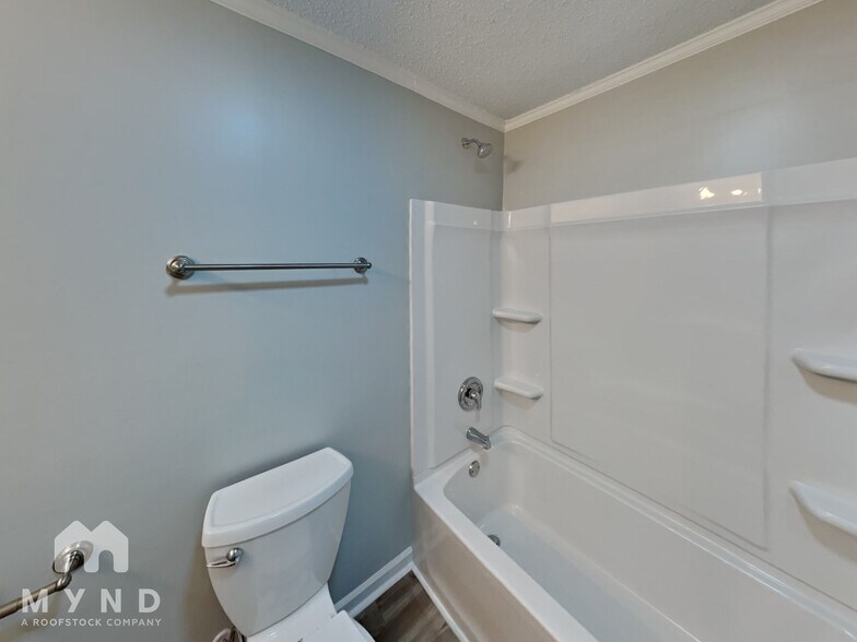 Building Photo - 214 Harrel St