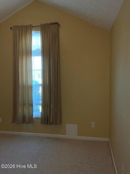 Building Photo - 763 Americana Dr