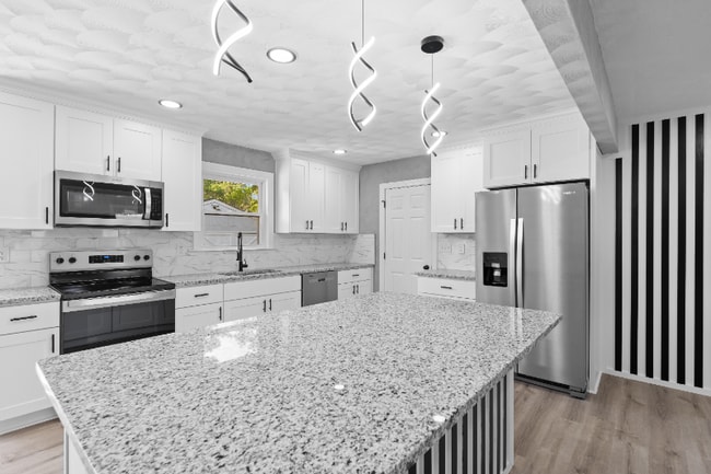 Building Photo - 4916 Orleans Dr