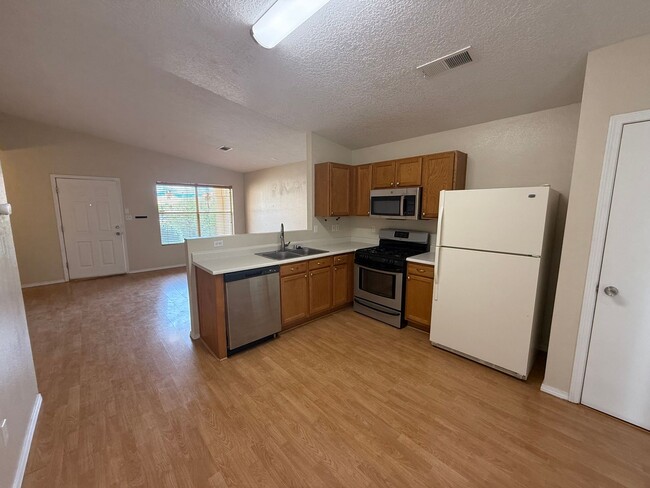 Building Photo - 10615 Monte Bello Ct NW