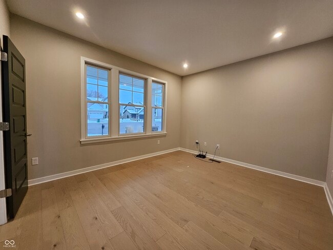 Building Photo - 228 Oakhurst Wy