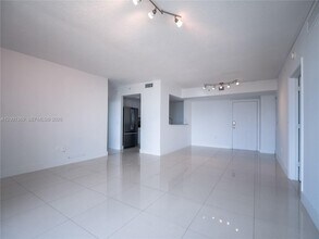 Building Photo - 117 NW 42nd Ave