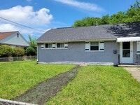 Building Photo - 30 Jordan Dr