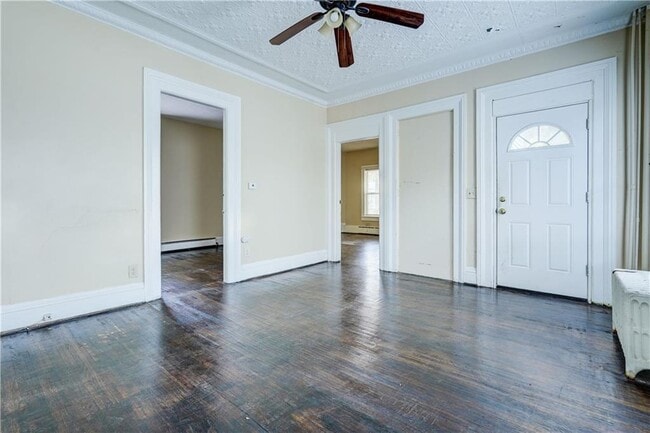 Building Photo - 416 Gregory St