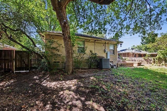 Building Photo - 8057 Fall River Dr