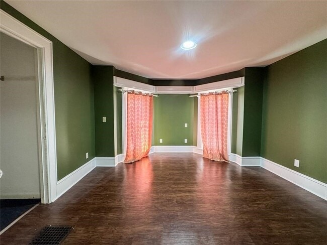 Building Photo - 41 W Buffalo St