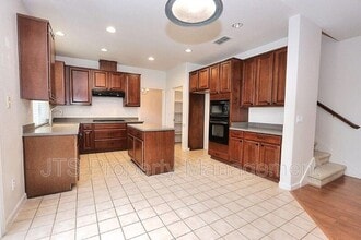 Building Photo - 3240 Big Bear Dr