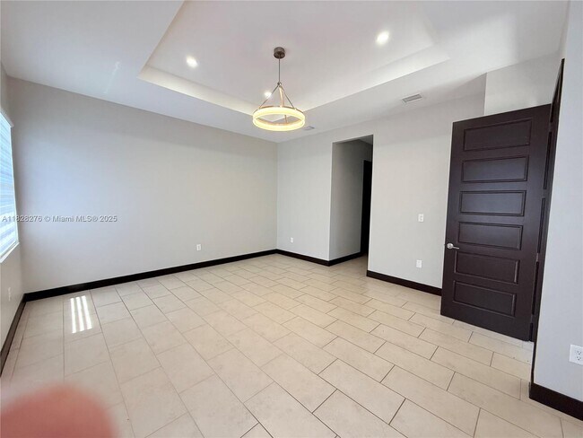 Building Photo - 13651 SW 158th Pl
