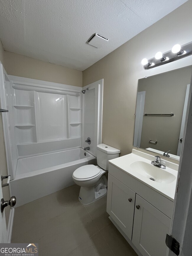 Building Photo - 129 Inlet Reach Cir