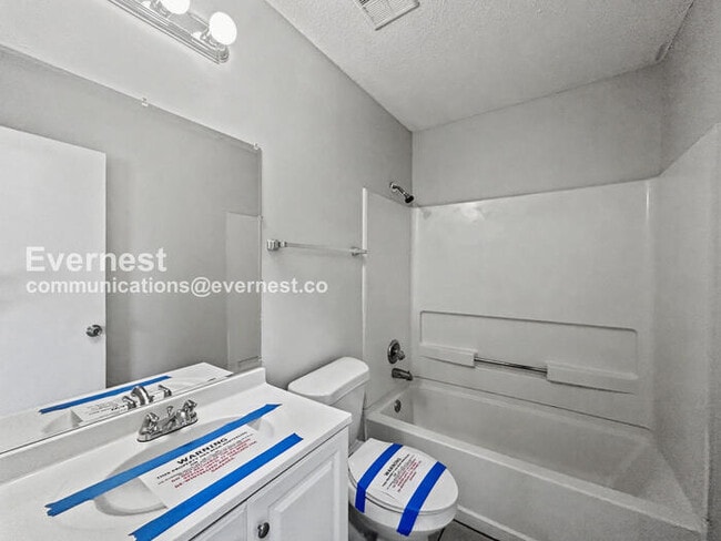 Building Photo - 6270 Jamestown Dr