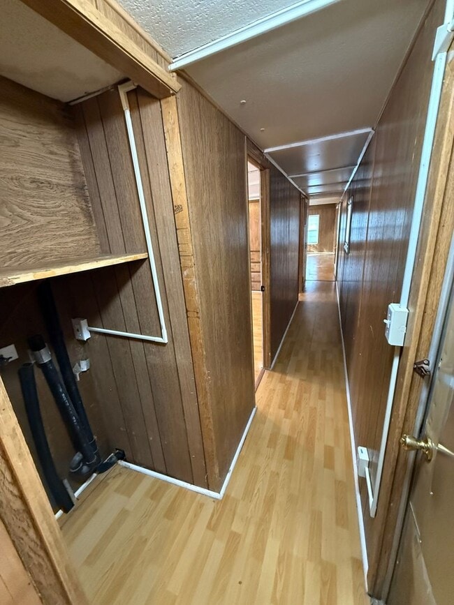 Building Photo - 2 Bedroom 1.5 Semi-Rural Mobile Home with Workshop on Large Lot